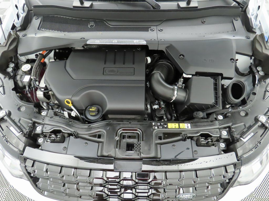 Thumbnail: 2023 Land Rover Discovery Sport - 29