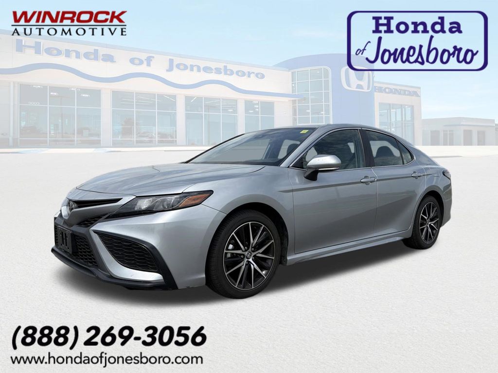 Celestial Silver Metallic 2023 Toyota Camry Sedan Front-Wheel Drive 8-Speed Automatic
