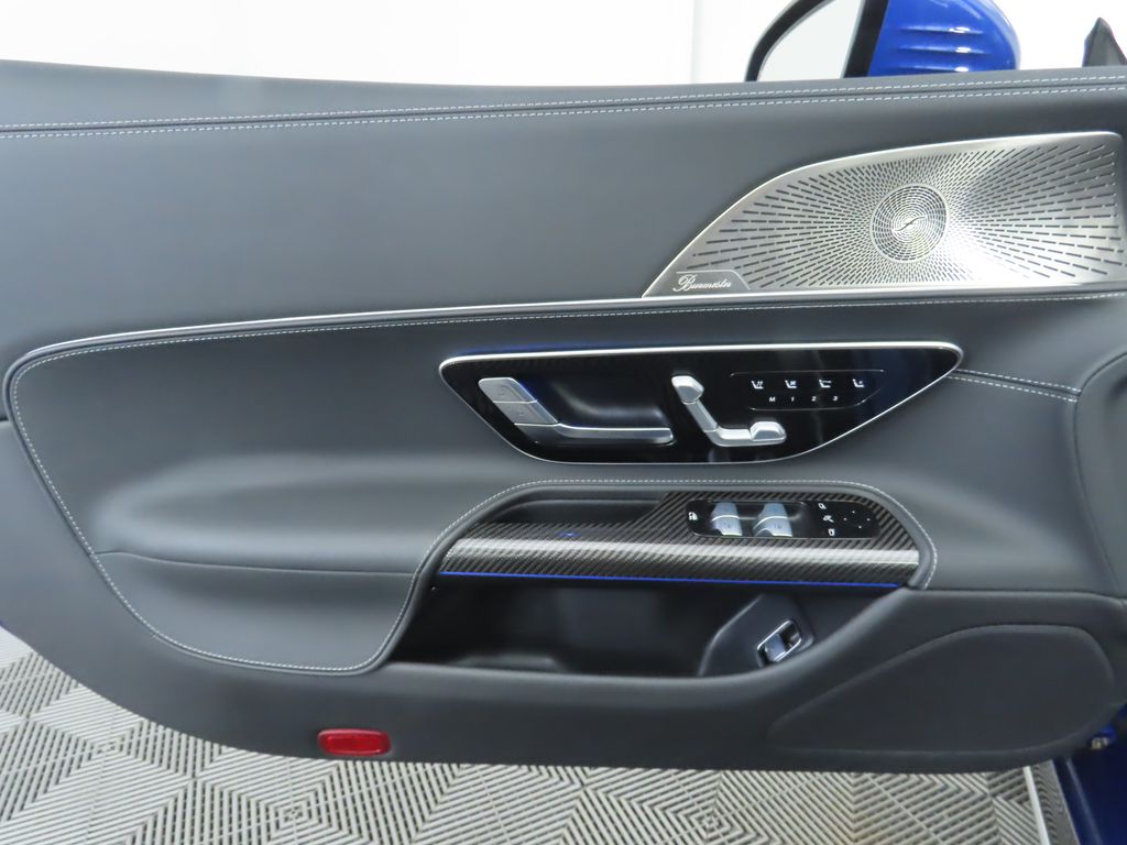 Thumbnail: 2023 Mercedes-Benz SL-Class - 32