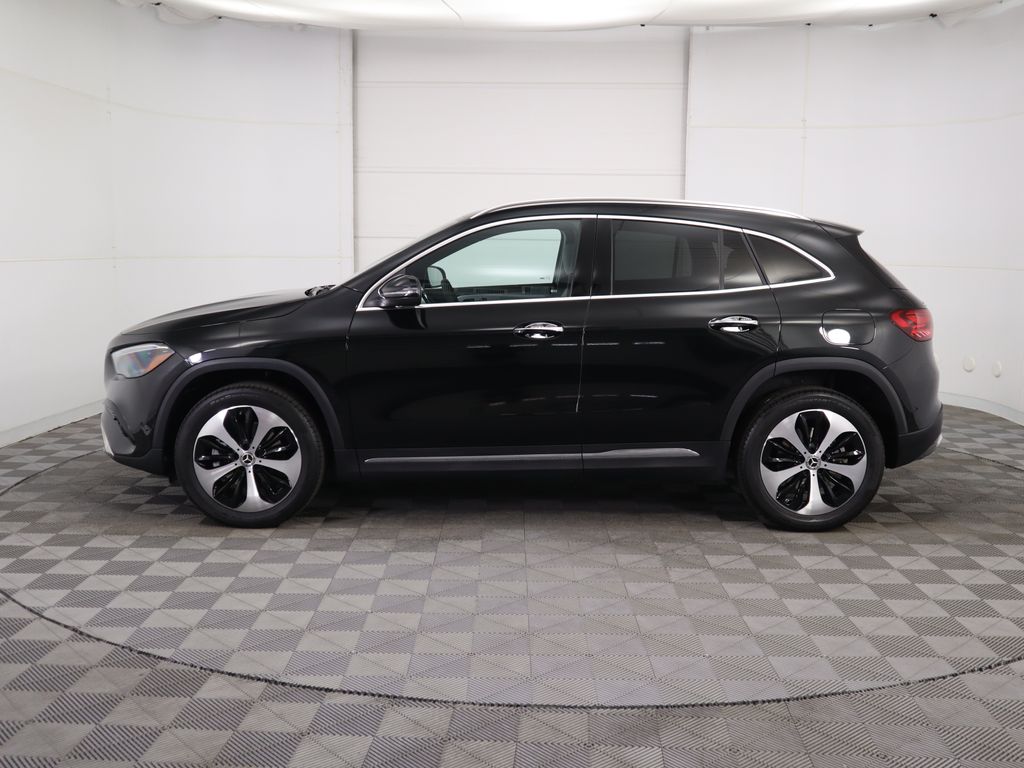 Thumbnail: 2026 Mercedes-Benz GLA - 8