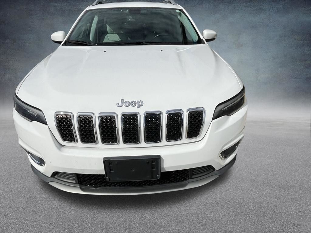 View vehicle photo 7