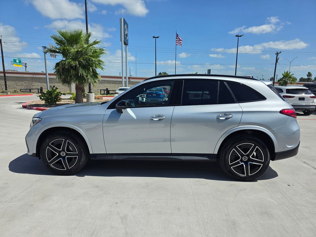 New 2026 Silver Mercedes-Benz GLC 300 image 4