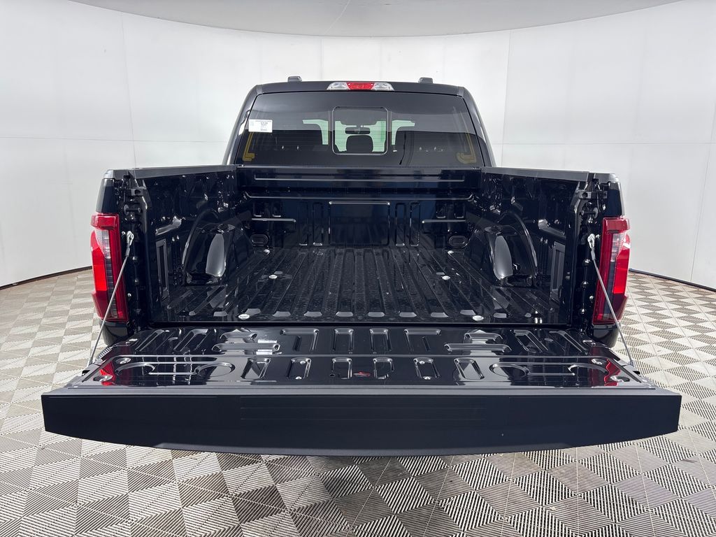 New 2026 Black Ford XLT image 28