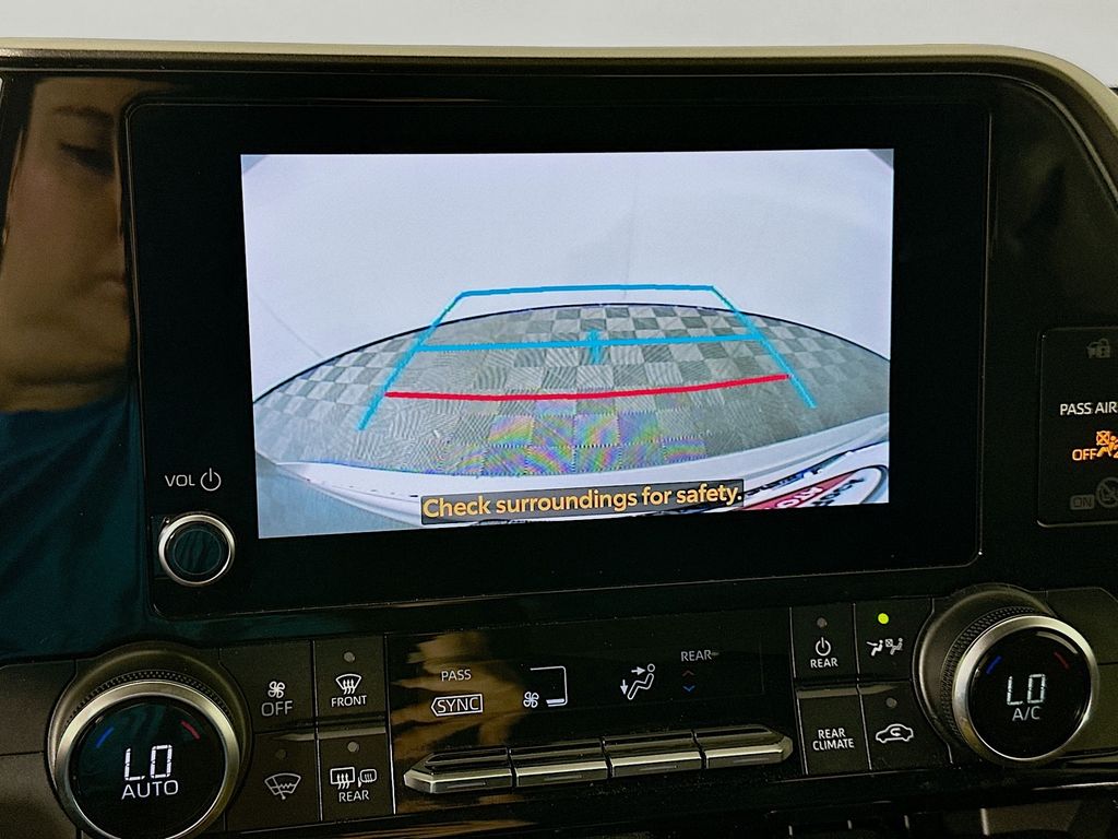 Thumbnail: 2024 Toyota Highlander - 14