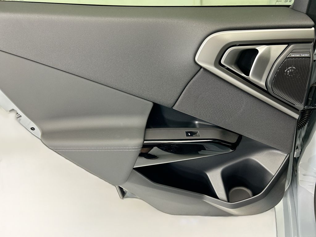 Thumbnail: 2026 BMW X3 - 25