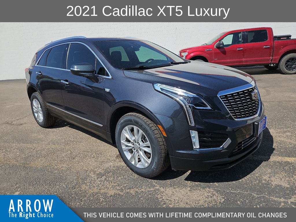  2021 Cadillac XT5 Luxury FWD   