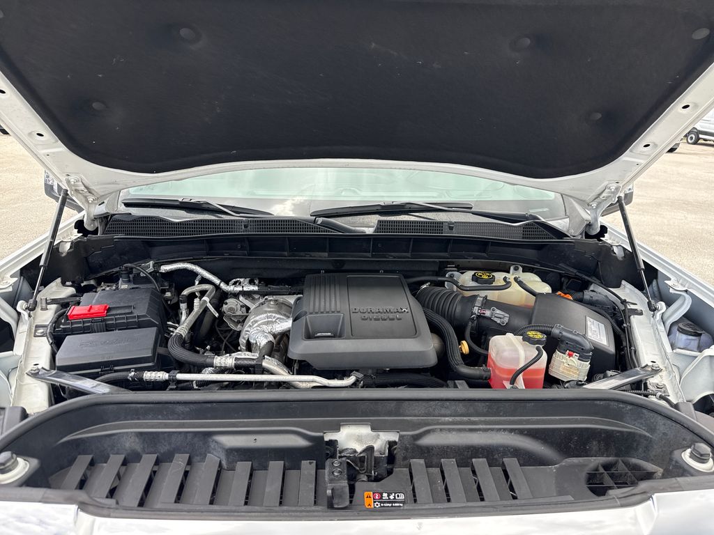 Certified Used 2020 White GMC SLT image 28