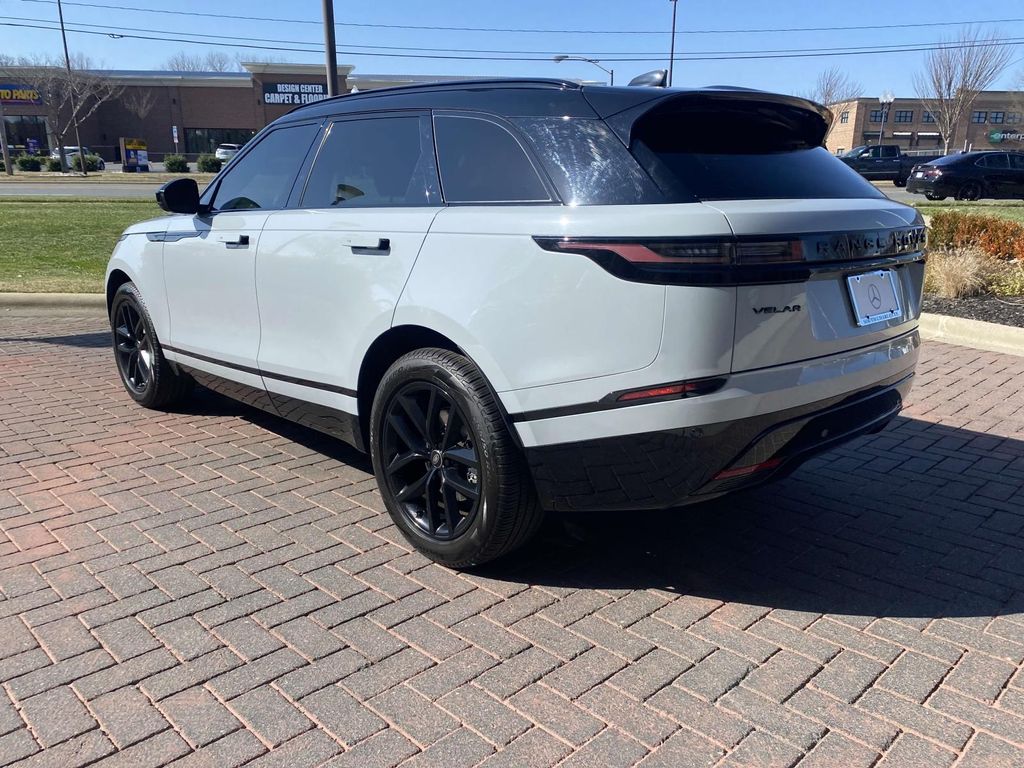 2024 Land Rover Range Rover Velar Dynamic SE 7