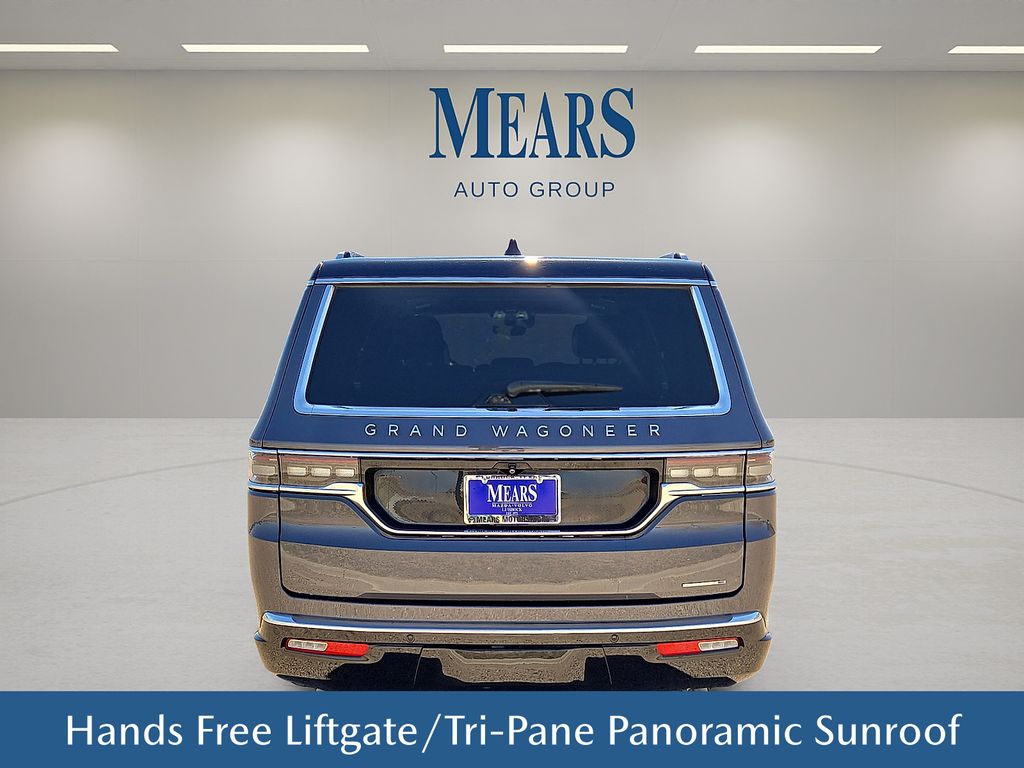 View vehicle photo 5