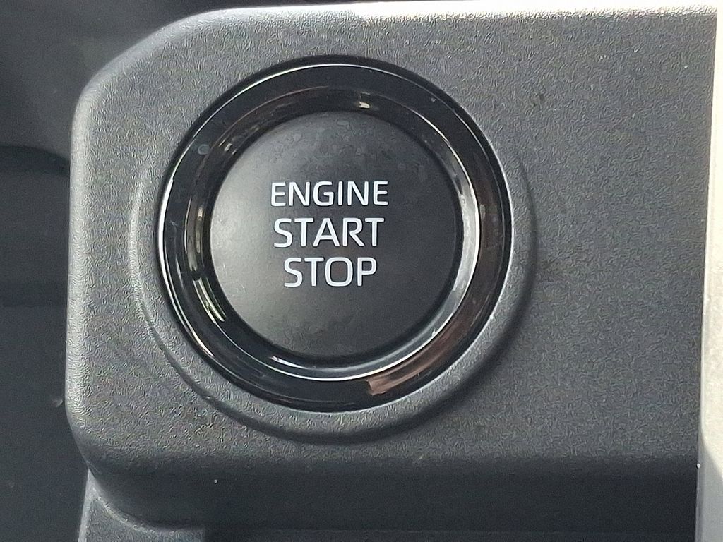 2024 Toyota Tacoma SR5 22