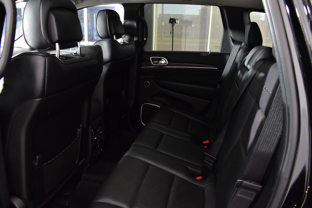 Thumbnail: 2018 Jeep Grand Cherokee - 29