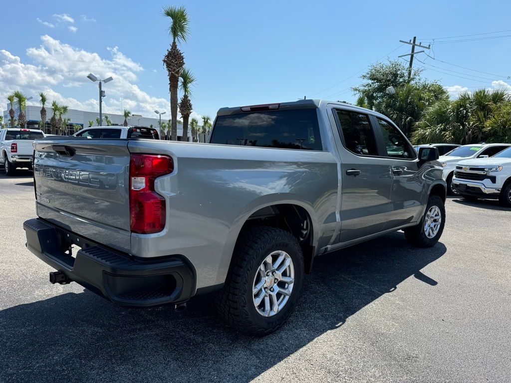 2024 Chevrolet Silverado 1500 WT 8