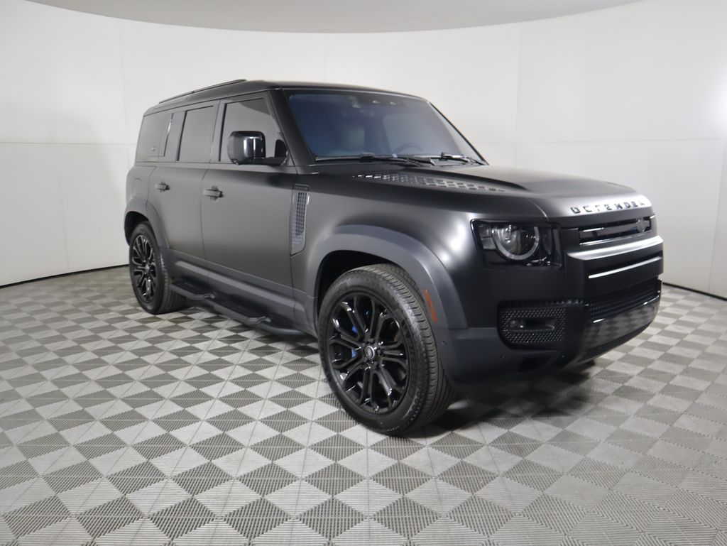 Thumbnail: 2020 Land Rover Defender - 3