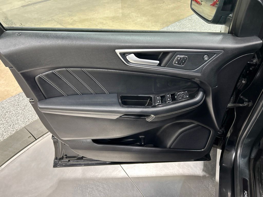 used 2019 Ford Edge car, priced at $19,332