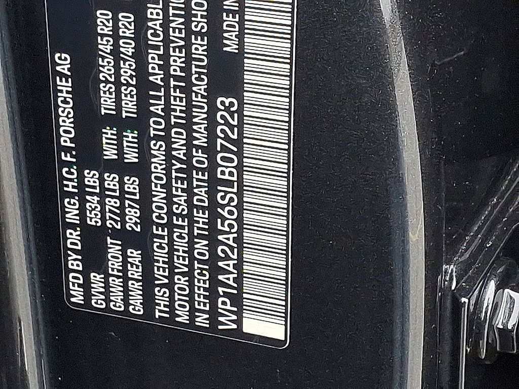 Thumbnail: 2025 Porsche Macan - 27