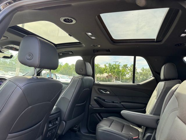 2022 Chevrolet Traverse High Country photo 12