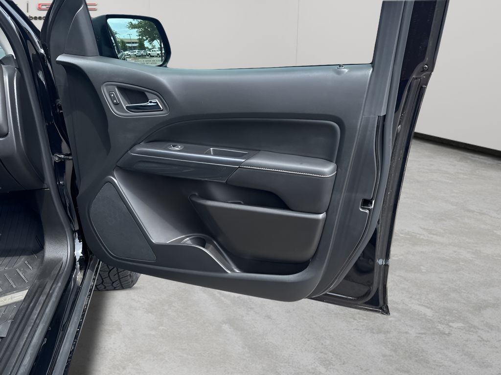 Used Car 2022 Gmc Canyon  At4 W/leather For Sale Under $35,000 In Austin, Texas