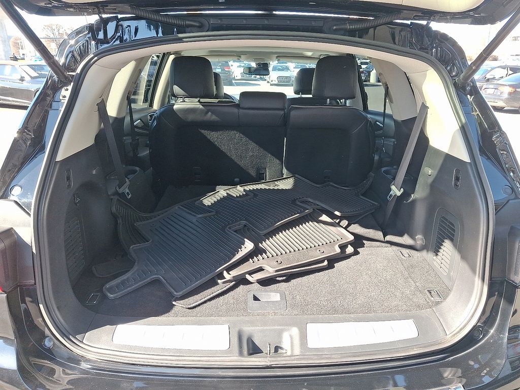 Thumbnail: 2018 INFINITI QX60 - 28