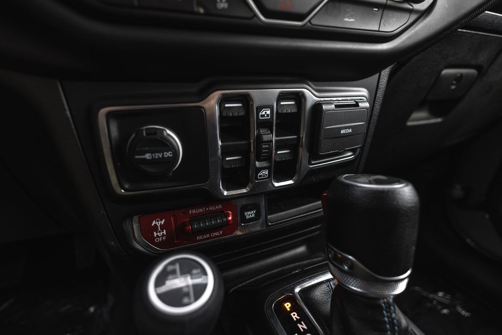 2023 Jeep Wrangler Rubicon 4xe thumbnail 15