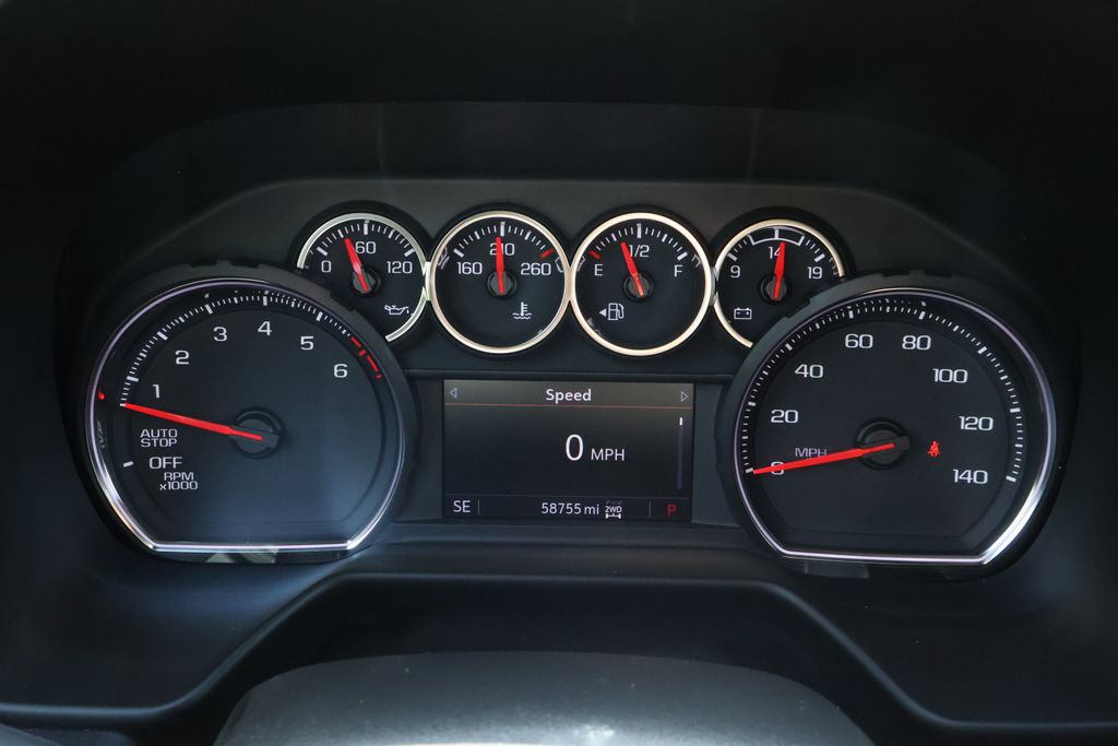 2021 Chevrolet Suburban LS 23