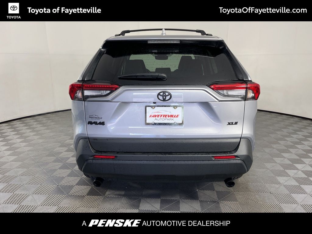 2025 Toyota RAV4 XLE Premium 11