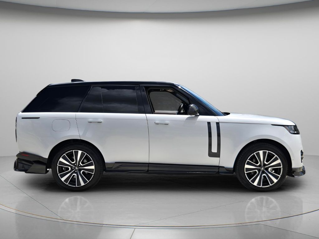 2025 Land Rover Range Rover - $103,875