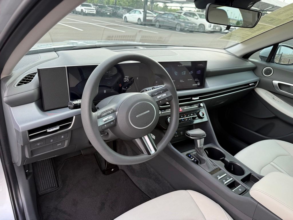 Thumbnail: 2025 Hyundai Sonata - 13
