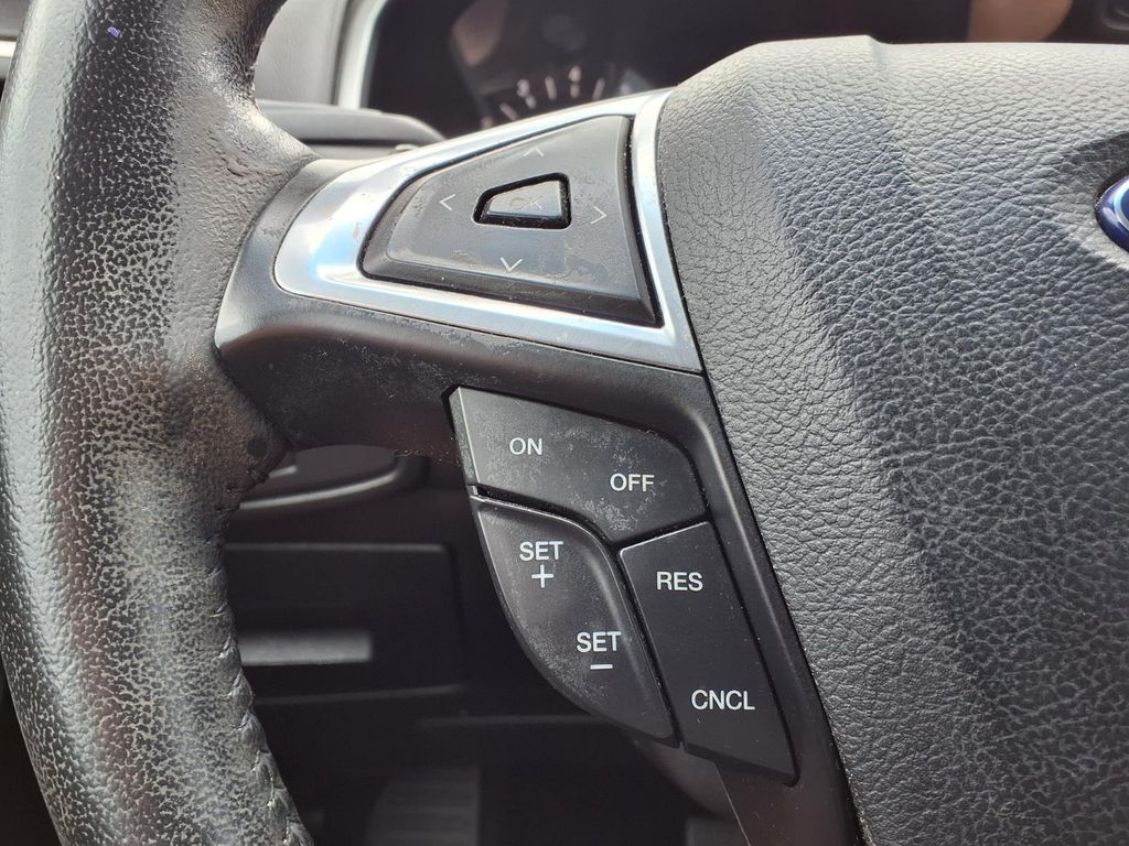2015 Ford Edge SEL White at Autostrade