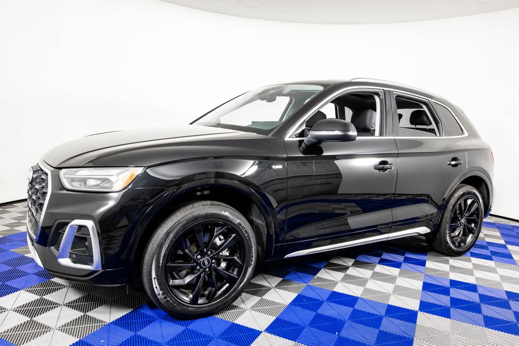 Mythos Black Metallic 2023 Audi Q5 quattro Premium Plus S Line 45 TFSI SUV / Crossover All-Wheel Drive 7-Speed Automatic