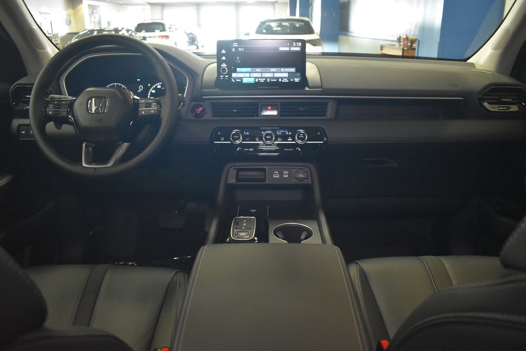 Thumbnail: 2025 Honda Pilot - 10