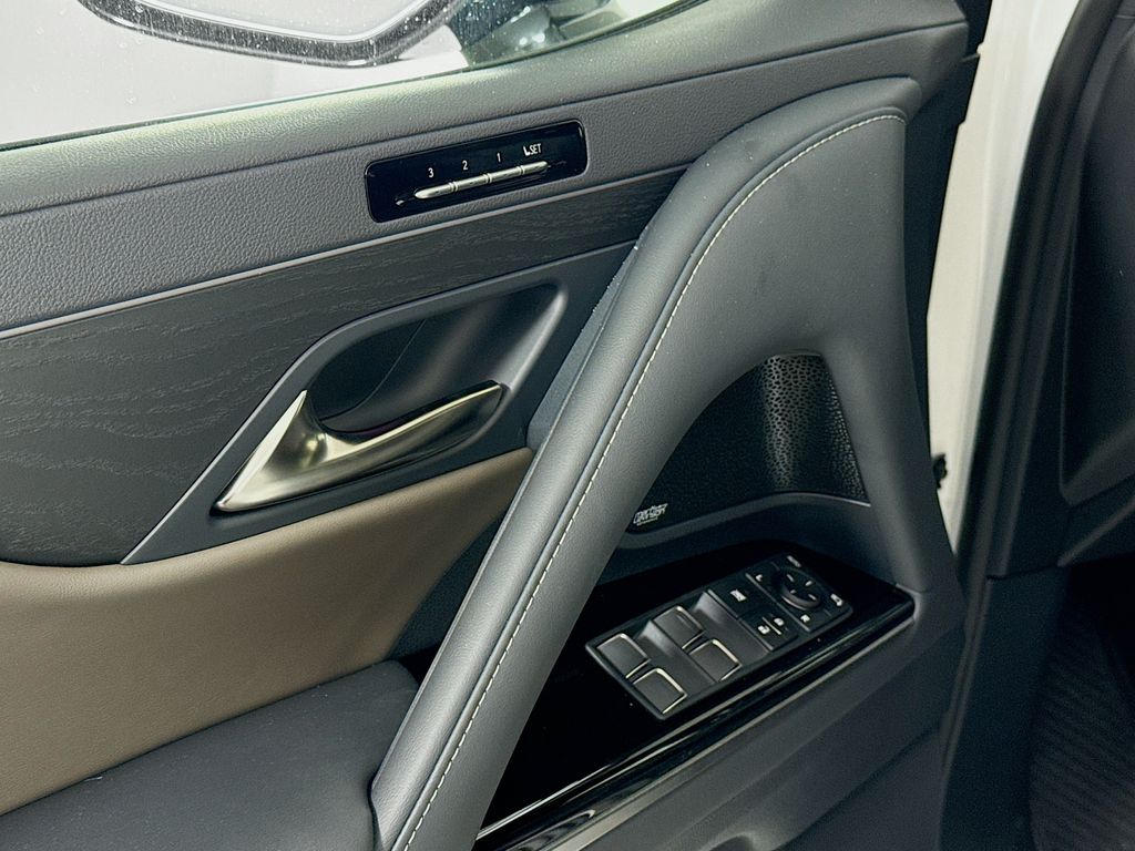 Thumbnail: 2025 Lexus LX - 20