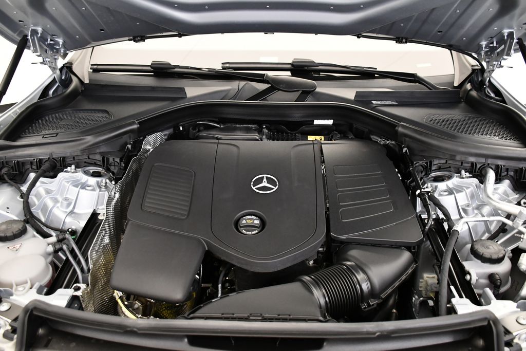 Thumbnail: 2026 Mercedes-Benz GLC - 11