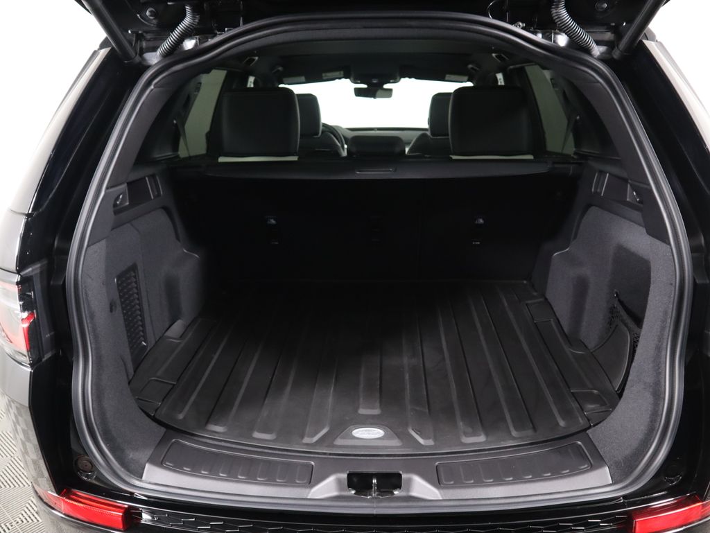 Thumbnail: 2025 Land Rover Discovery Sport - 29