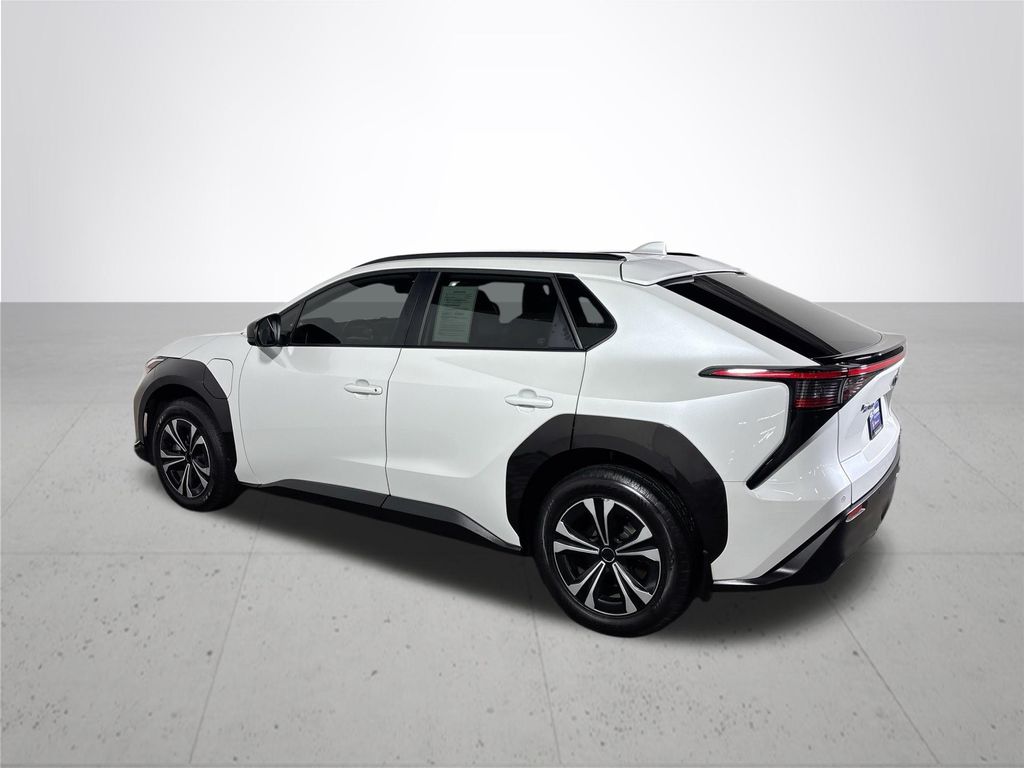 2023 Toyota bZ4X XLE