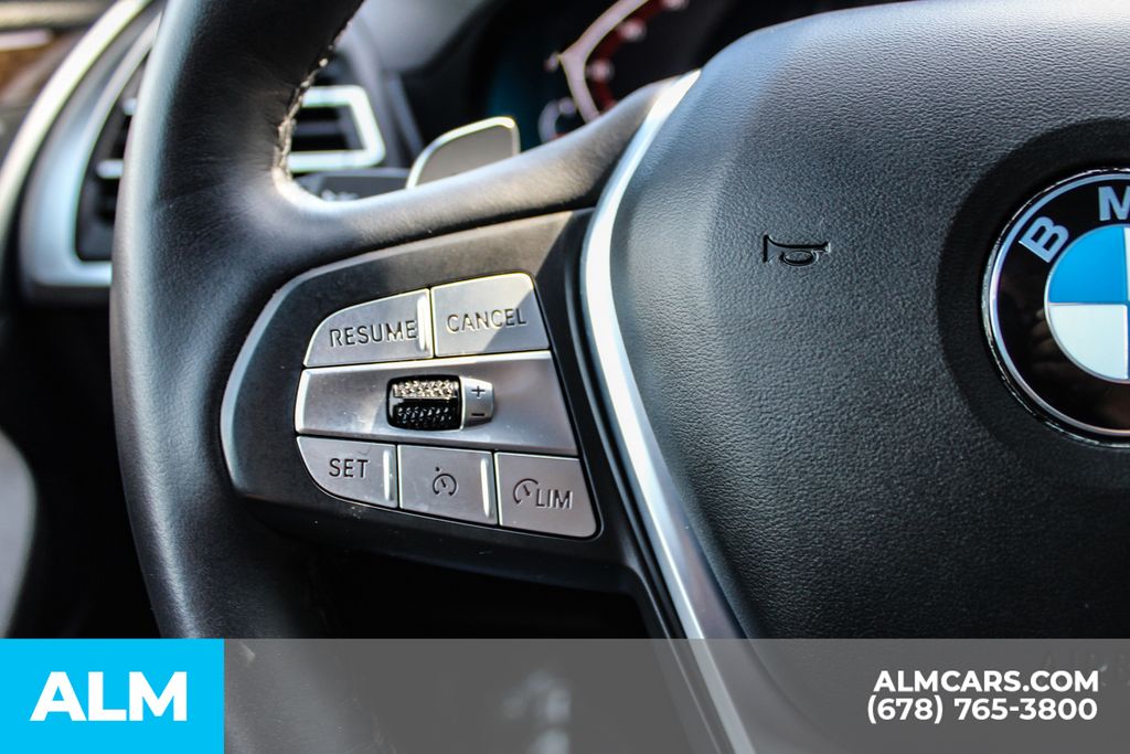 Used 2025 Black BMW xDrive30i image 25