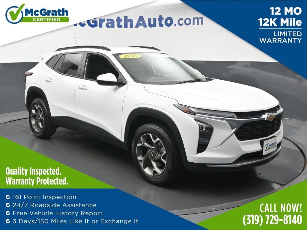 Summit White 2025 Chevrolet Trax SUV / Crossover Front-Wheel Drive 6-Speed Automatic