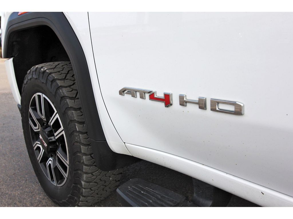 2021 GMC Sierra 2500HD AT4 White at River Oaks CDJR