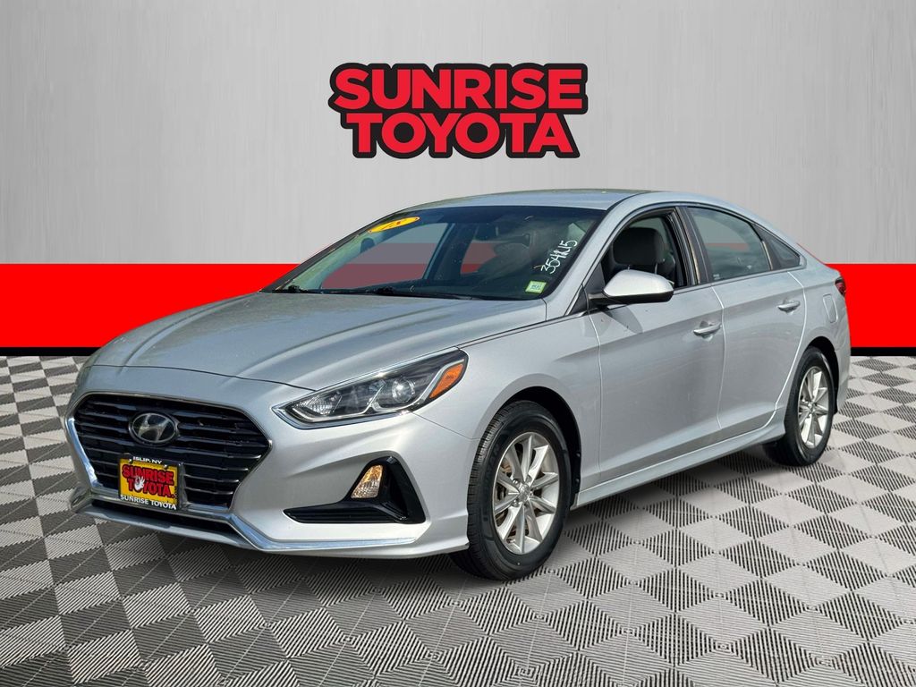 Used 2018 Hyundai Sonata SE with VIN 5NPE24AF2JH649913 for sale in Oakdale, NY