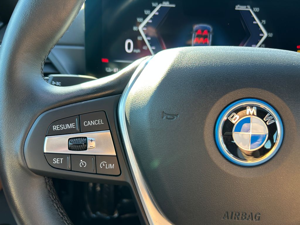 Thumbnail: 2024 BMW i4 - 19