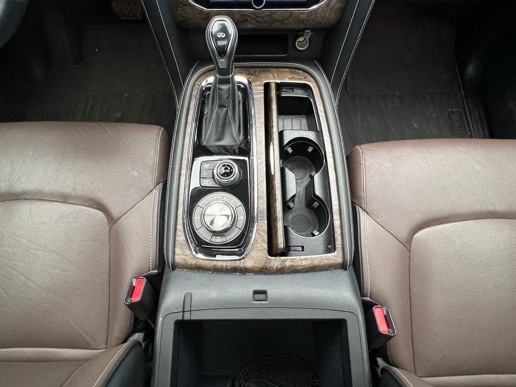 2021 INFINITI QX80 Premium Select 17