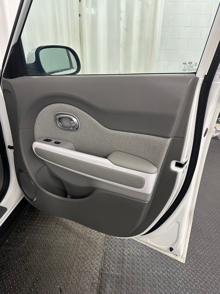 used 2017 Kia Soul EV car, priced at $7,985