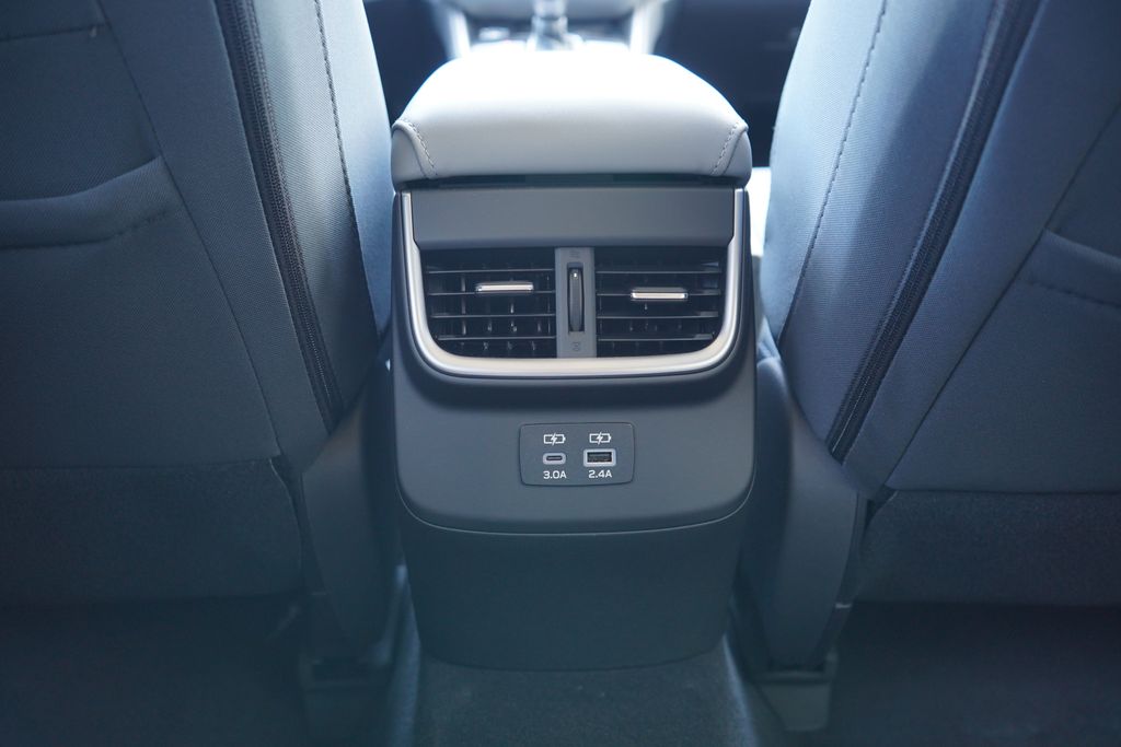 2025 Subaru Outback Premium 17
