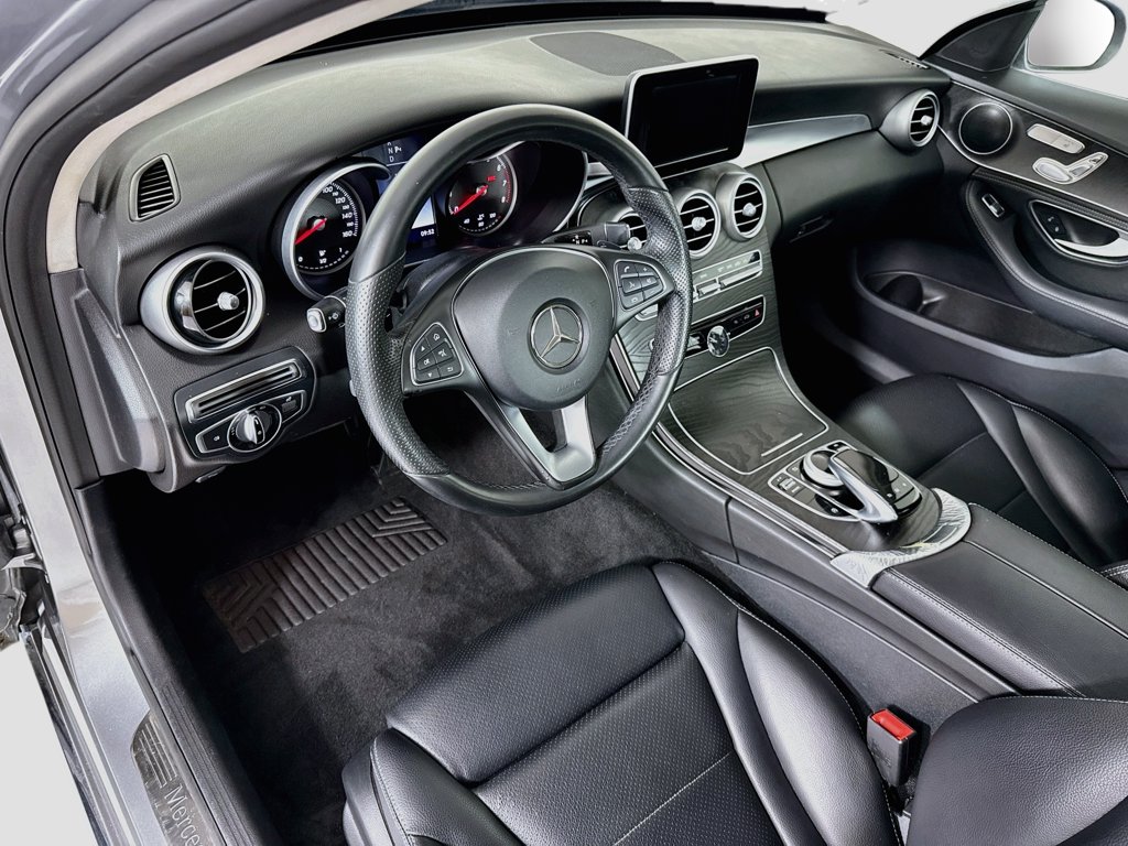 Thumbnail: 2016 Mercedes-Benz C-Class - 9