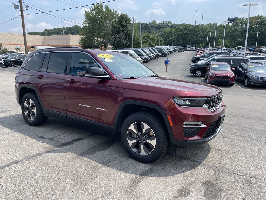 Used 2024 Jeep Grand Cherokee SUV