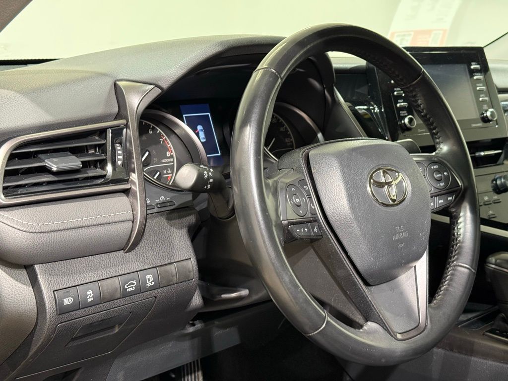 Thumbnail: 2023 Toyota Camry - 16