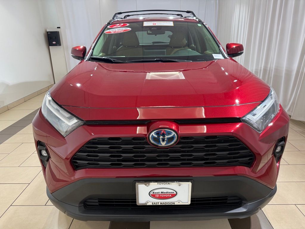 Thumbnail: 2022 Toyota RAV4 - 8