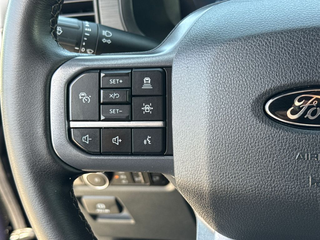 Certified Used 2025 Blue Ford XLT image 16