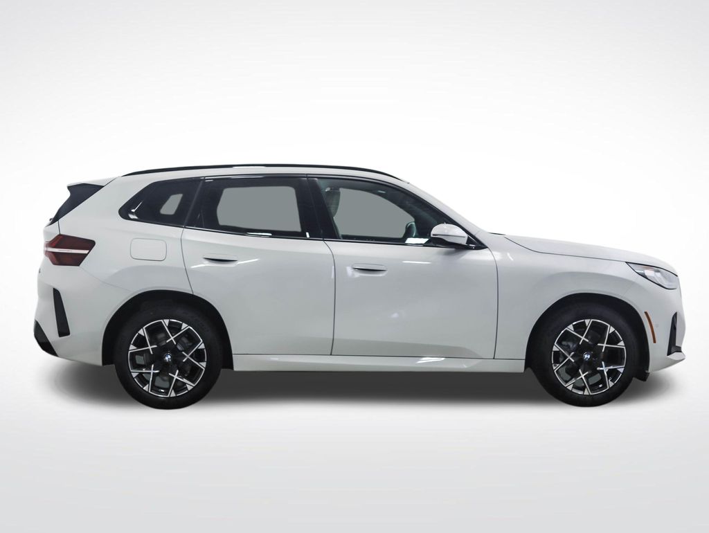 Thumbnail: 2026 BMW X3 - 6