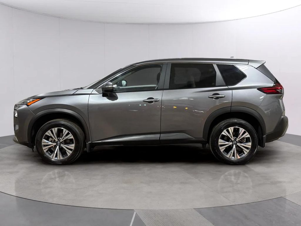 Certified Used 2023 Gun Metallic Nissan SV image 6