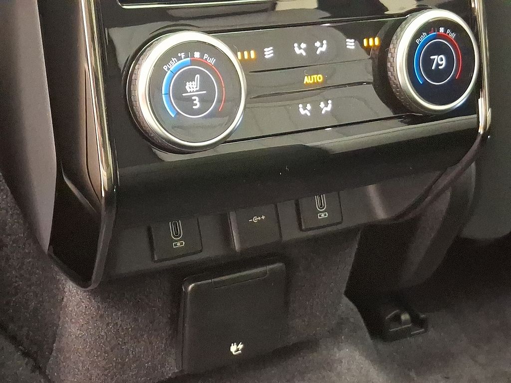 Thumbnail: 2026 Land Rover Range Rover Sport - 7